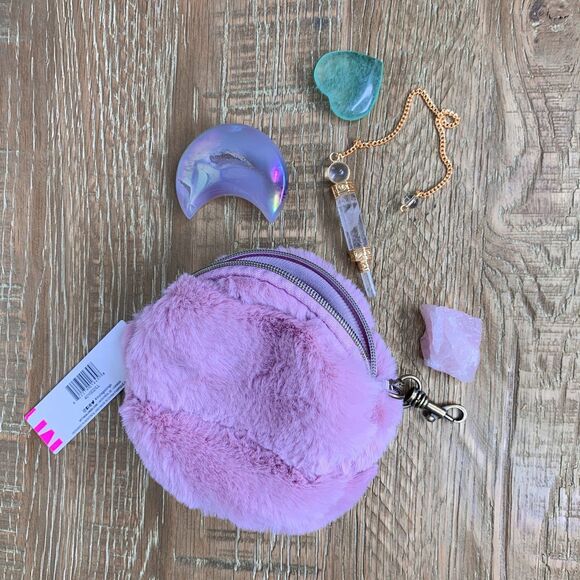 Crystal Carrying zipper pouch bag charm faux fur purple - Picture 1 of 5